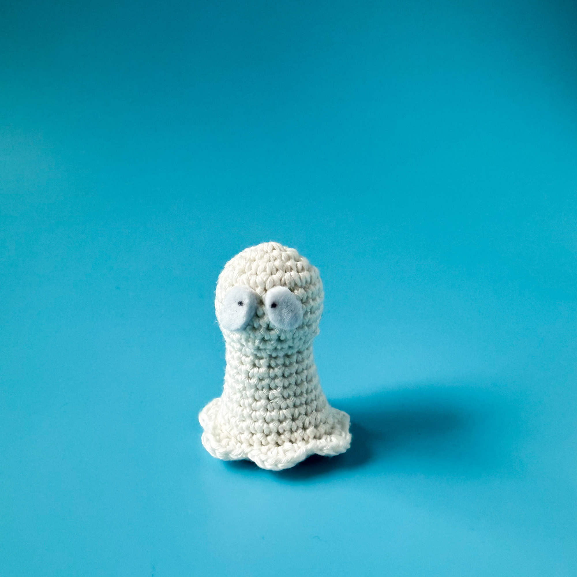 Crochet Ghost Kit - Halloween Amigurumi Kit - DIY Crochet Kit for Beginners with Video Tutorial & PDF Pattern - Image 10