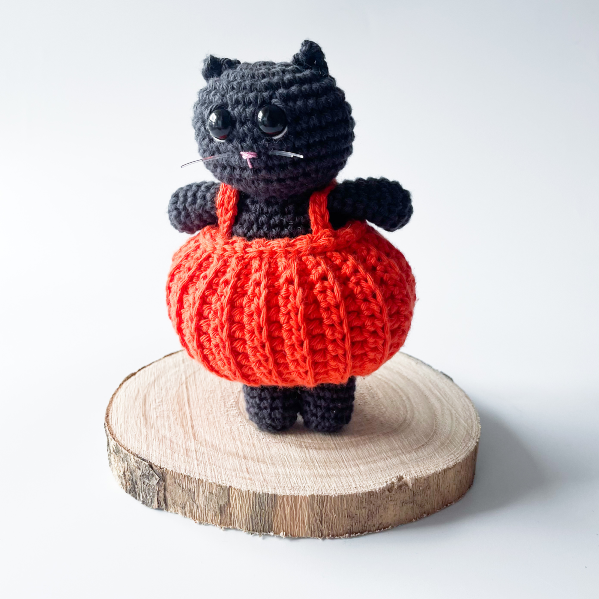 Crochet Pumpkin Outfit for AmiCrewMi - amigurumi animals (Digital Pattern) - Image 9