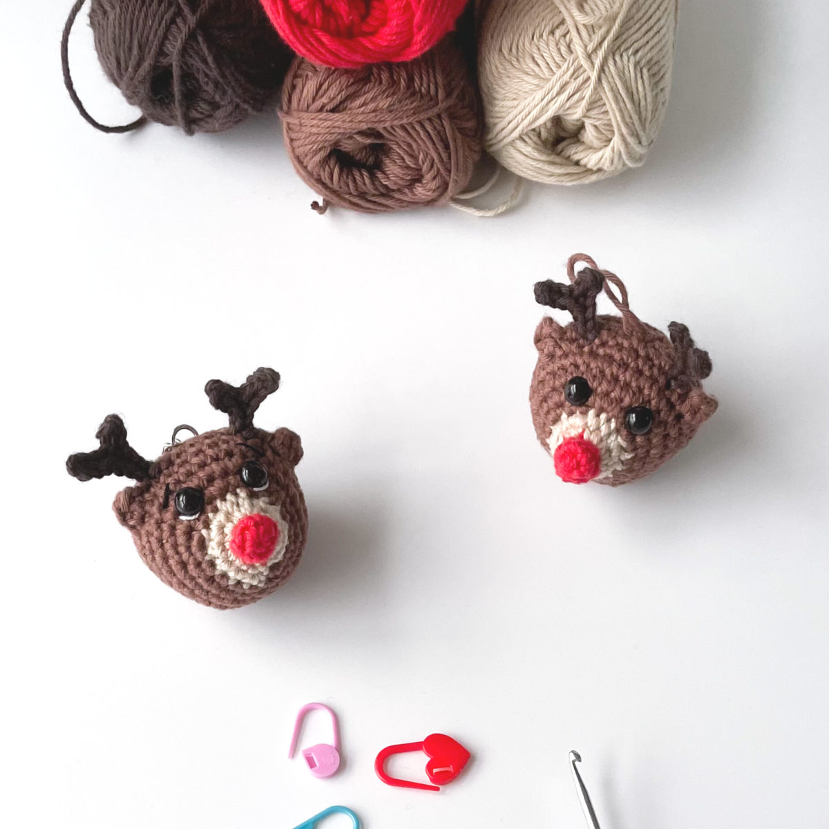 No-Sew Reindeer Amigurumi Crochet Pattern: Ginny Toy Keychain (Digital Pattern) - Image 5