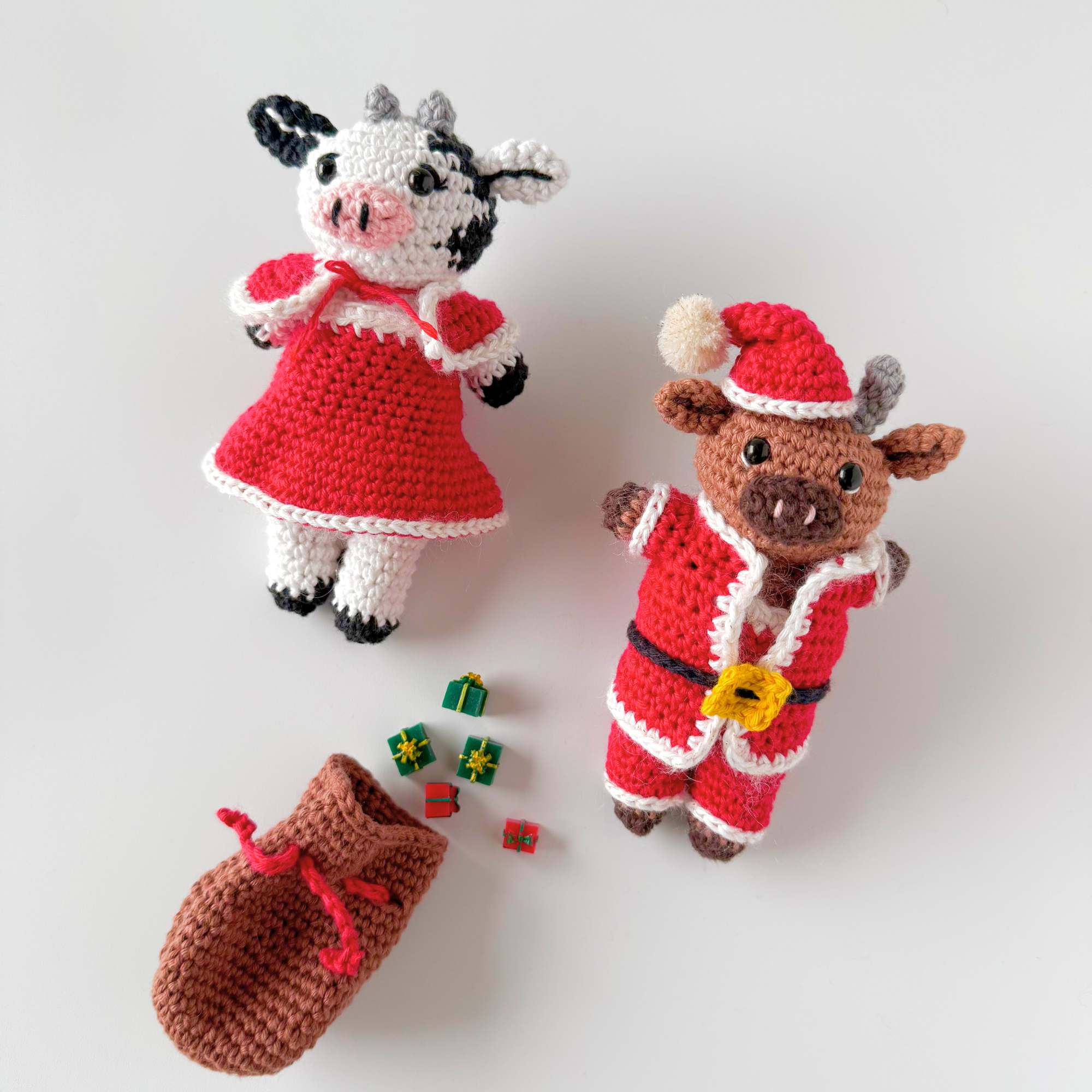 Crochet Christmas Outfit for AmiCrewMi - amigurumi animals (Digital Pattern) - Image 14