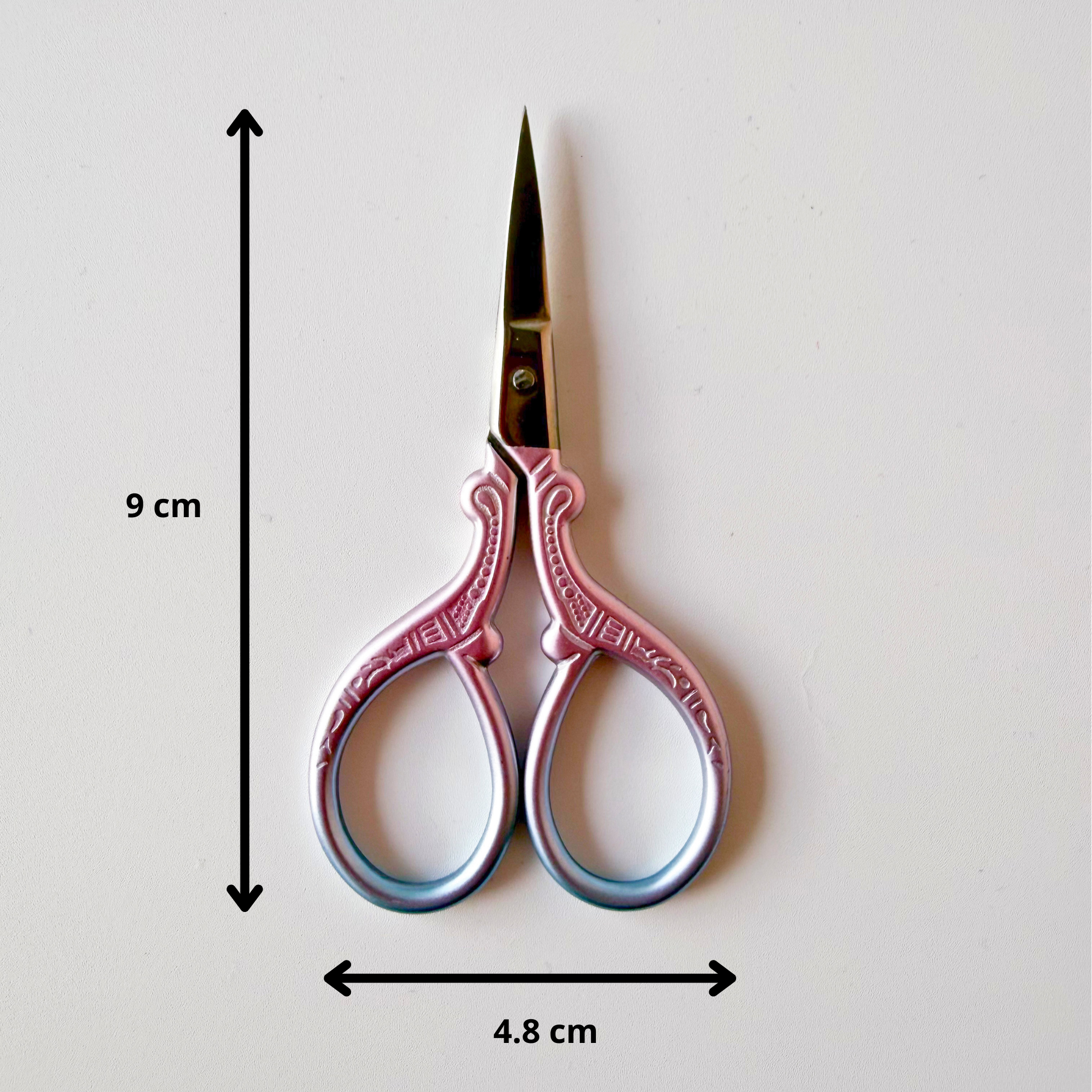 Pink scissors - small decorative scissors for embroidery, crochet and knitting - Image 2
